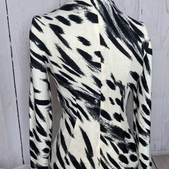 Cache Zebra Dress - Picture 10 of 10